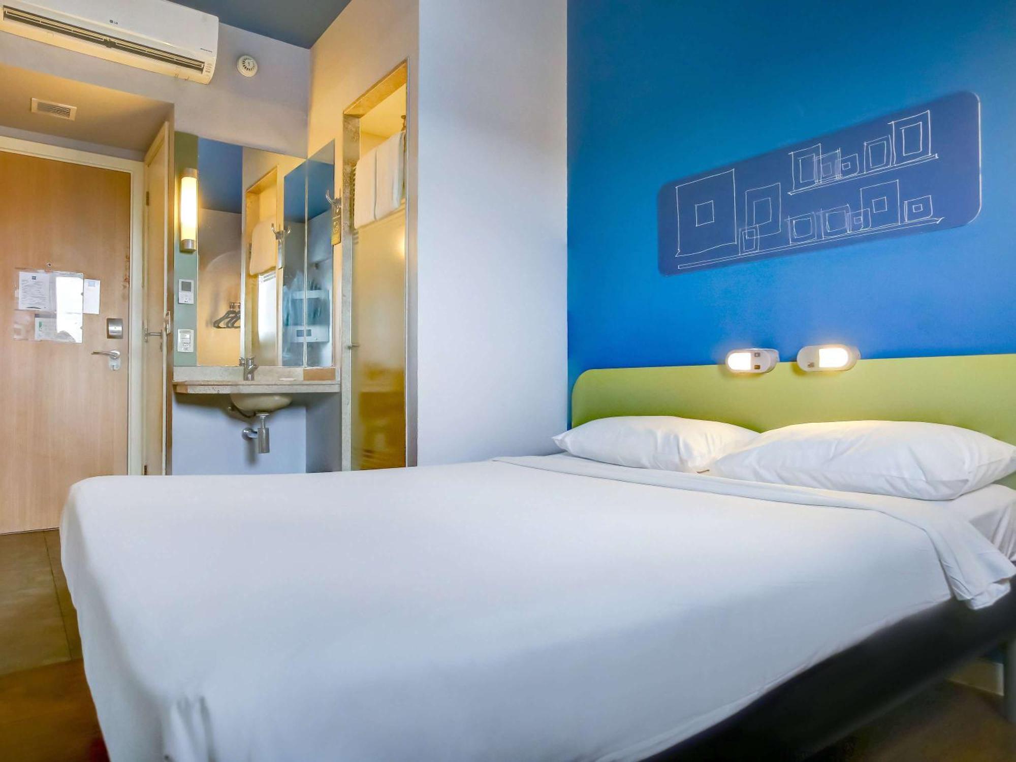 Ibis Budget Nova America